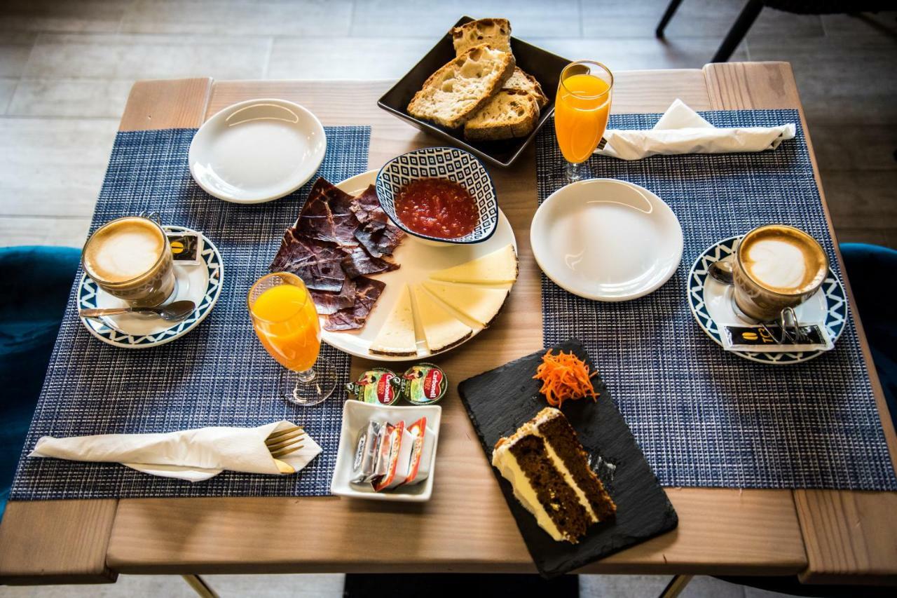 The Rock Suites & Spa Конгосто Экстерьер фото